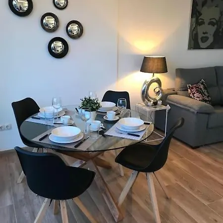 La Roca Brasil 2 Bed & 2 Bathroom Seaview Bajondillo Apartman *