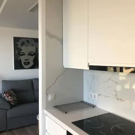 La Roca Brasil 2 Bed & 2 Bathroom Seaview Bajondillo Apartman